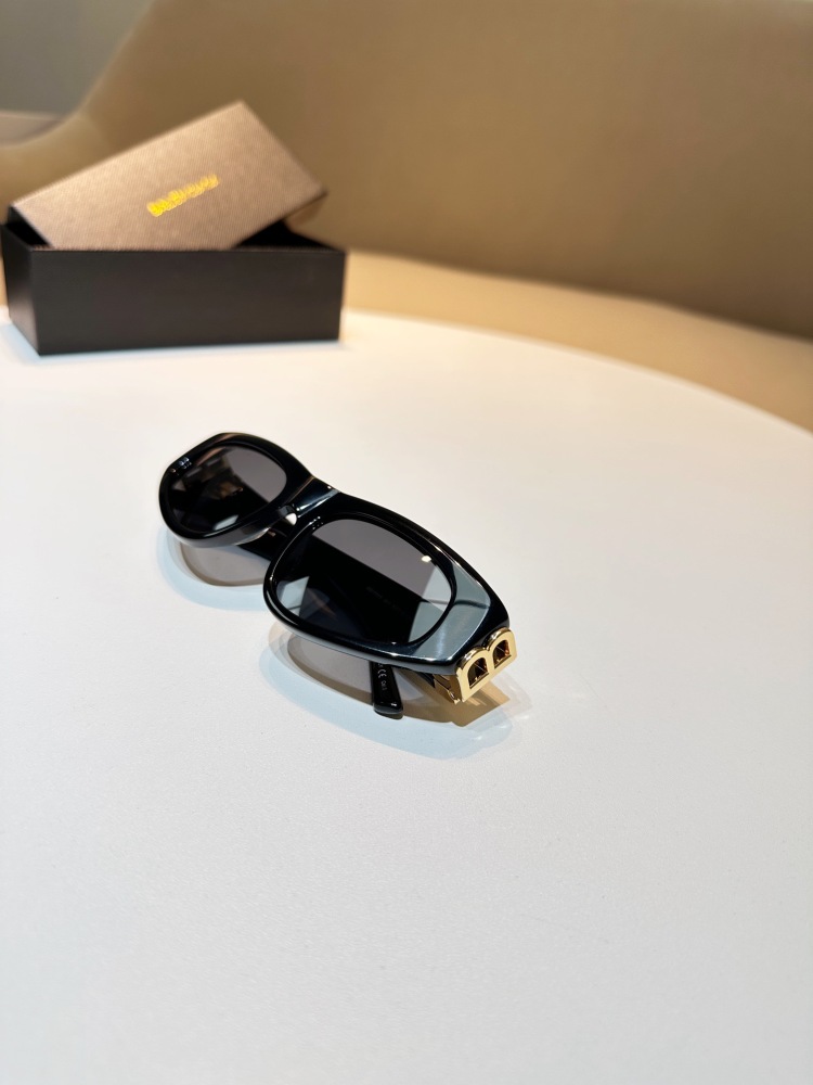 BALENCIAGA SUNGLASSES