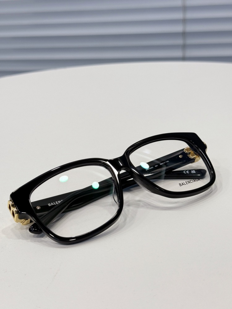 BALENCIAGA SUNGLASSES