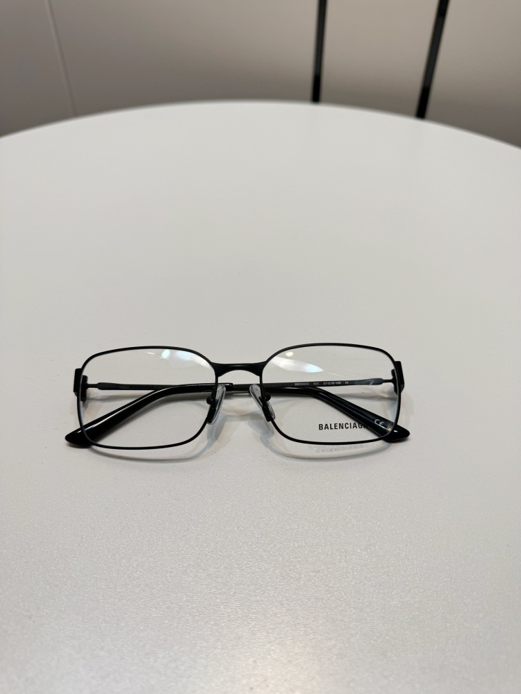 BALENCIAGA GLASSES