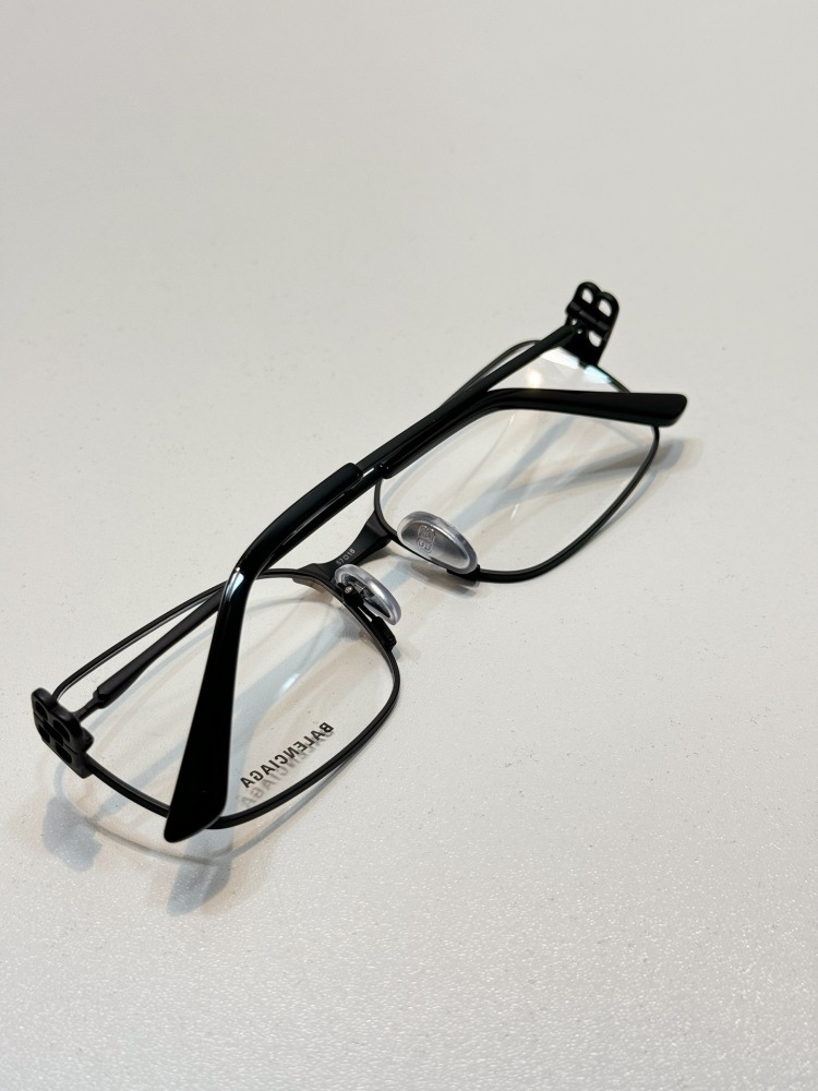 BALENCIAGA GLASSES