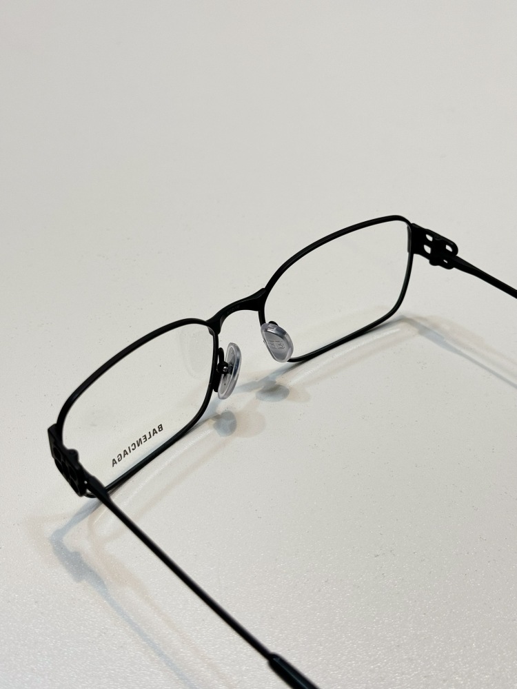BALENCIAGA GLASSES