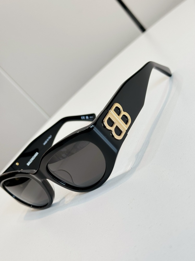 BALENCIAGA SUNGLASSES