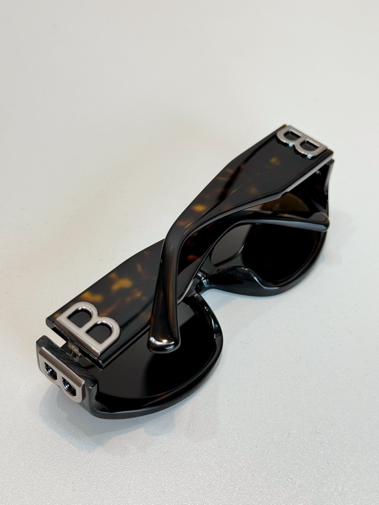 BALENCIAGA SUNGLASSES