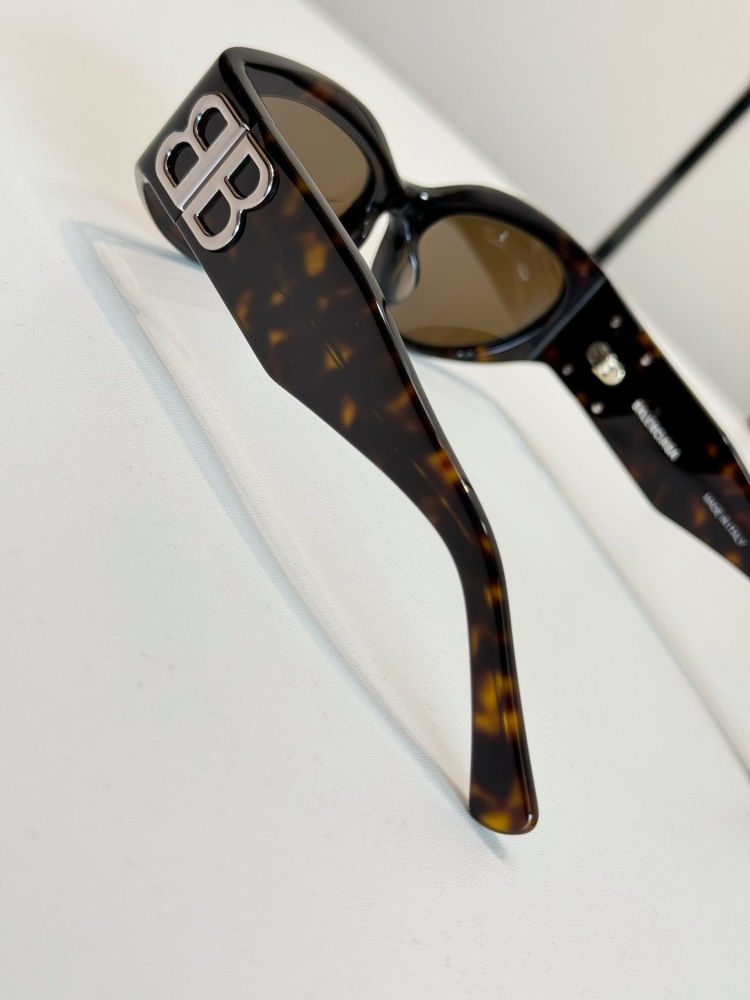 BALENCIAGA SUNGLASSES