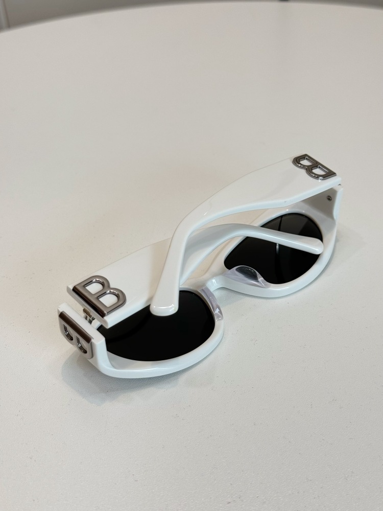 BALENCIAGA SUNGLASSES