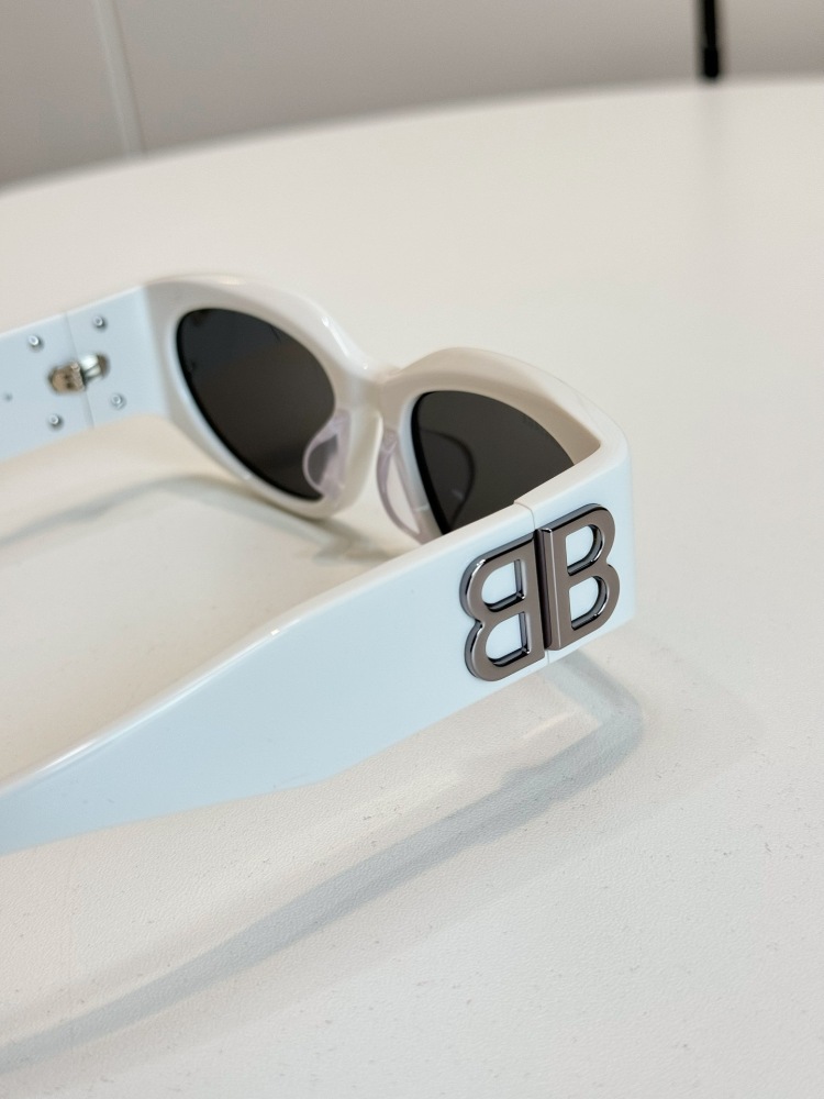 BALENCIAGA SUNGLASSES