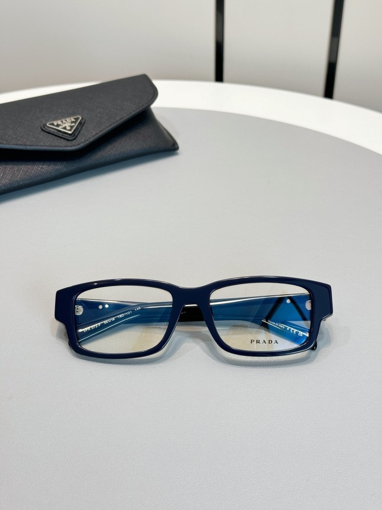 PRADA GLASSES