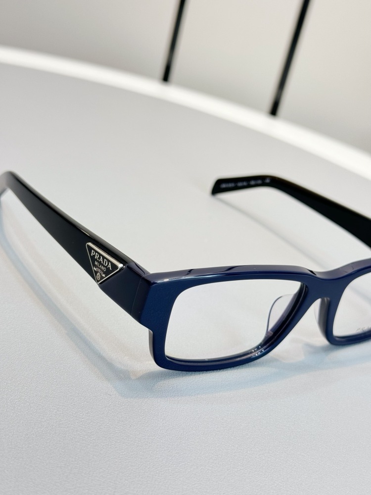 PRADA GLASSES