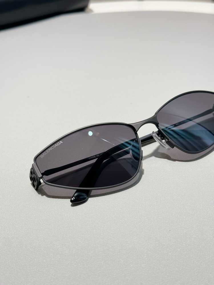 BALENCIAGA SUNGLASSES