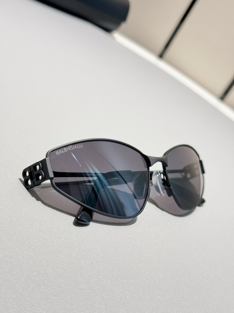 BALENCIAGA SUNGLASSES