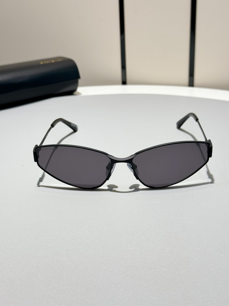 BALENCIAGA SUNGLASSES