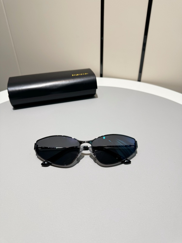 BALENCIAGA SUNGLASSES
