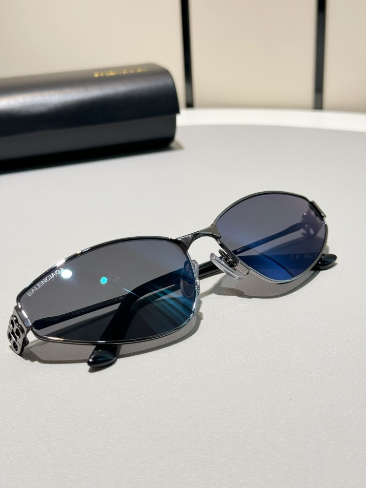 BALENCIAGA SUNGLASSES