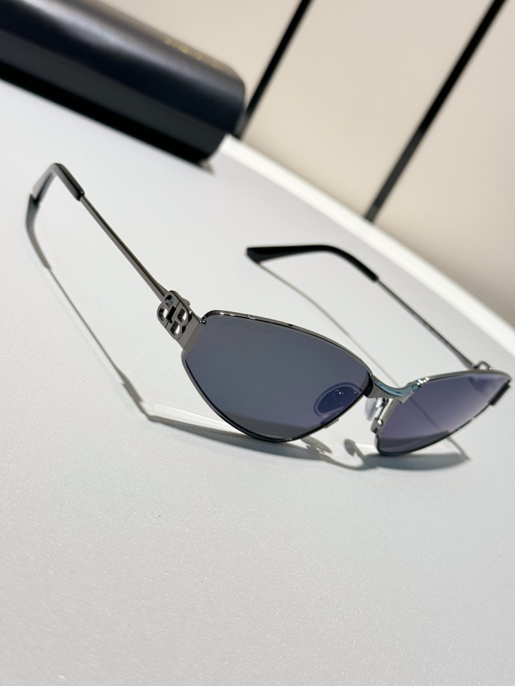 BALENCIAGA SUNGLASSES