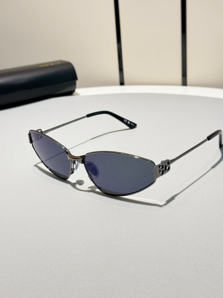 BALENCIAGA SUNGLASSES