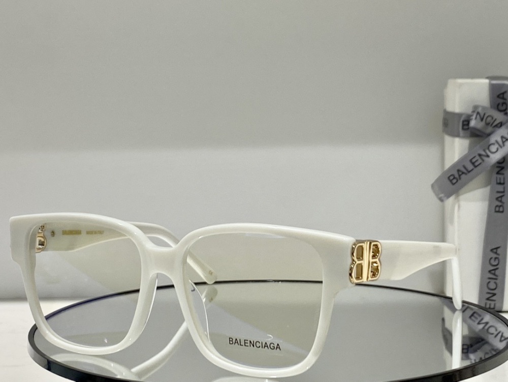 BALENCIAGA GLASSES