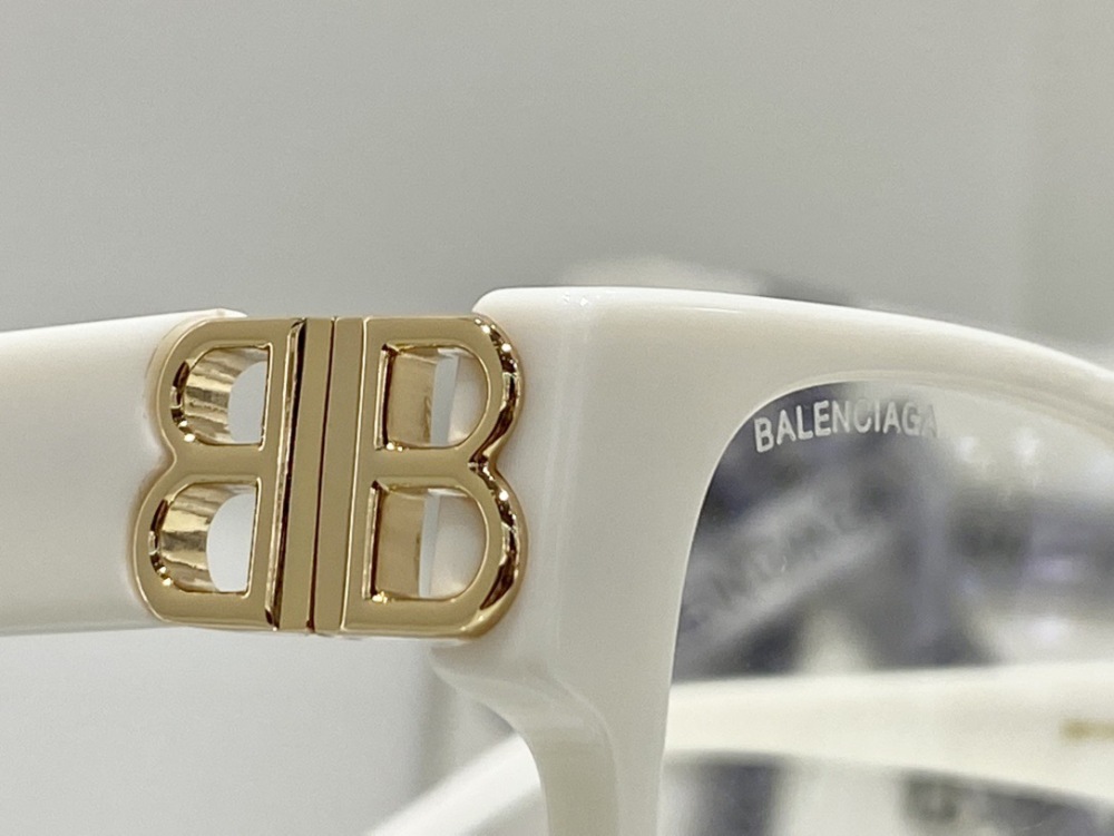 BALENCIAGA GLASSES