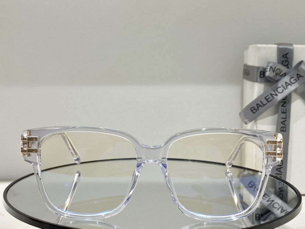 BALENCIAGA GLASSES