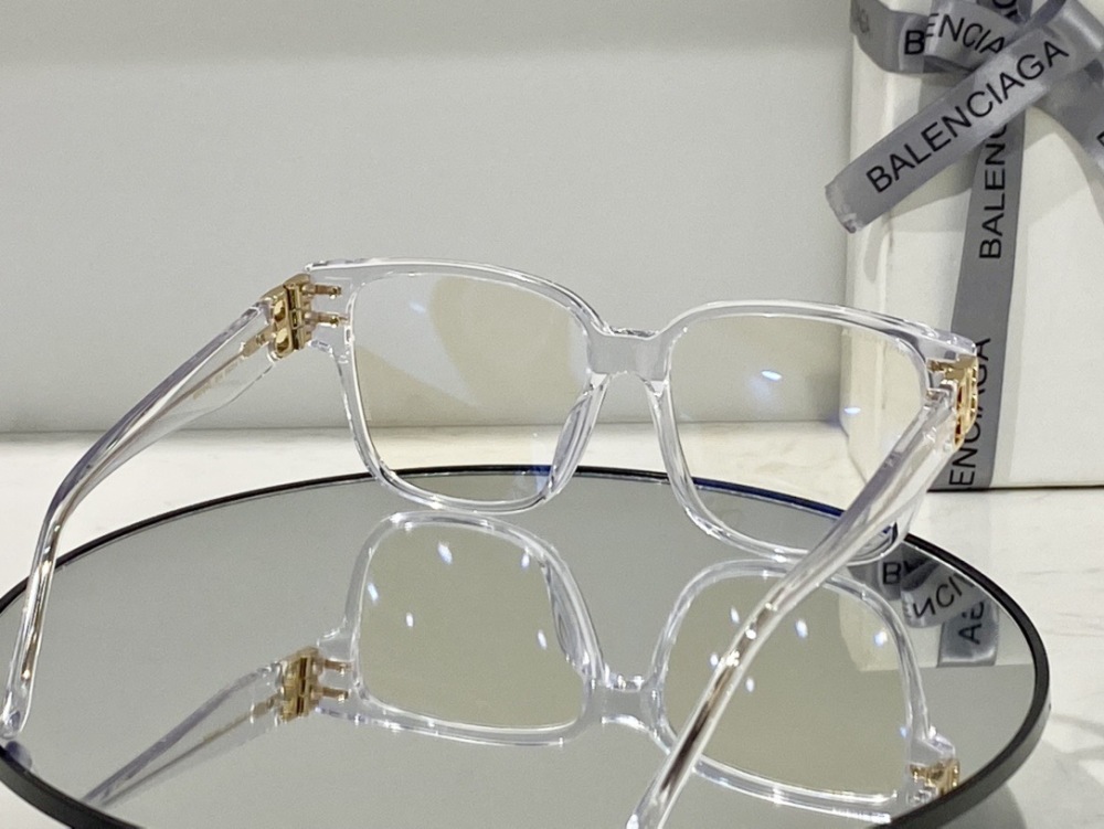 BALENCIAGA GLASSES