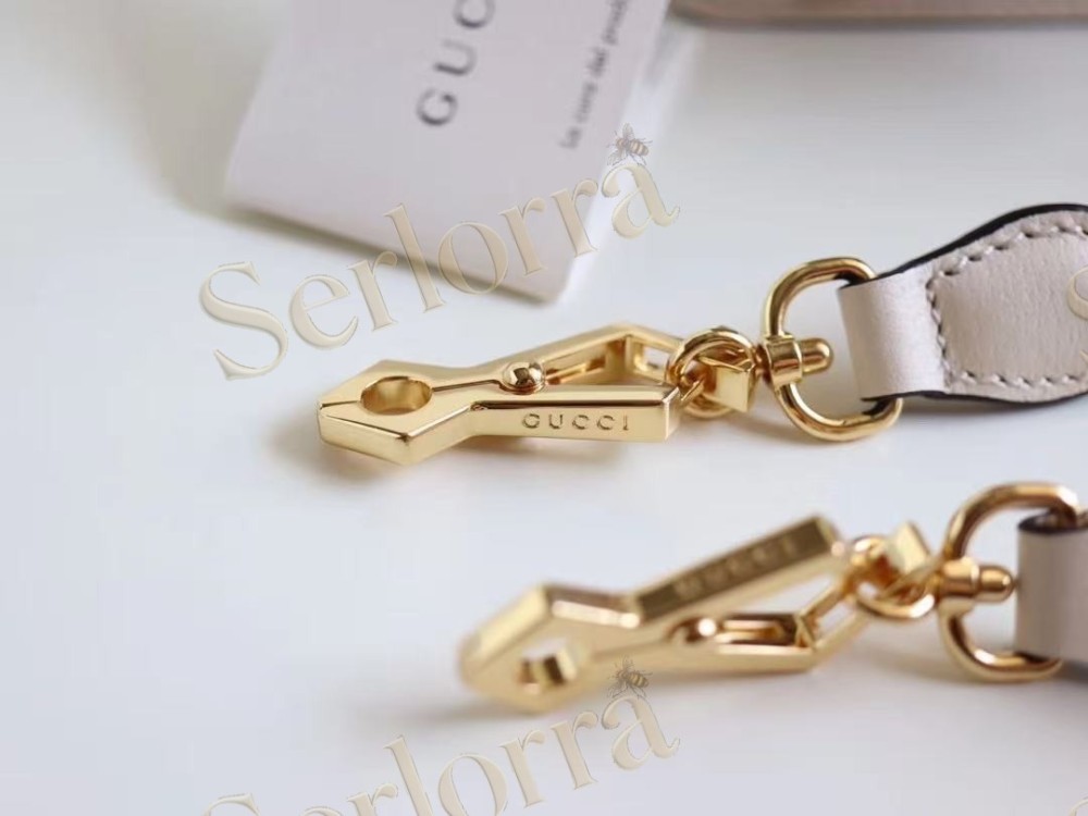 GUCCI SYLVIE MINI TOP HANDLE BAG