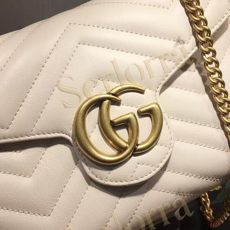 GUCCI GG MARMONT SUPER MINI BAG