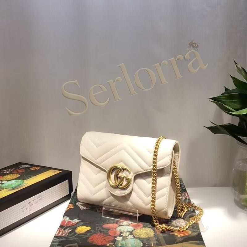 GUCCI GG MARMONT SUPER MINI BAG