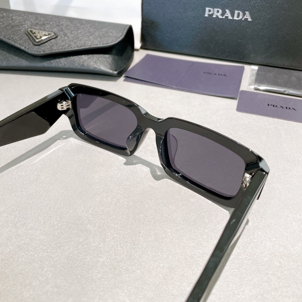 PRADA SUNGLASSES
