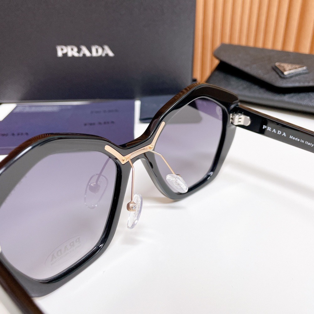 PRADA SUNGLASSES
