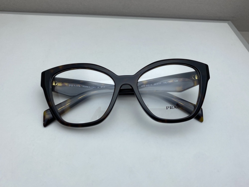 PRADA SUNGLASSES