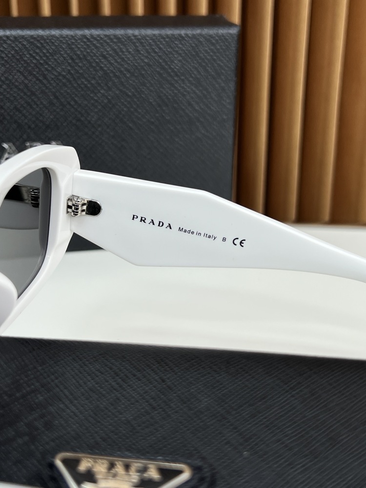PRADA SUNGLASSES