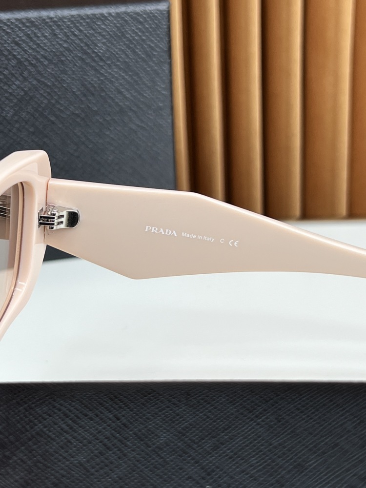 PRADA SUNGLASSES