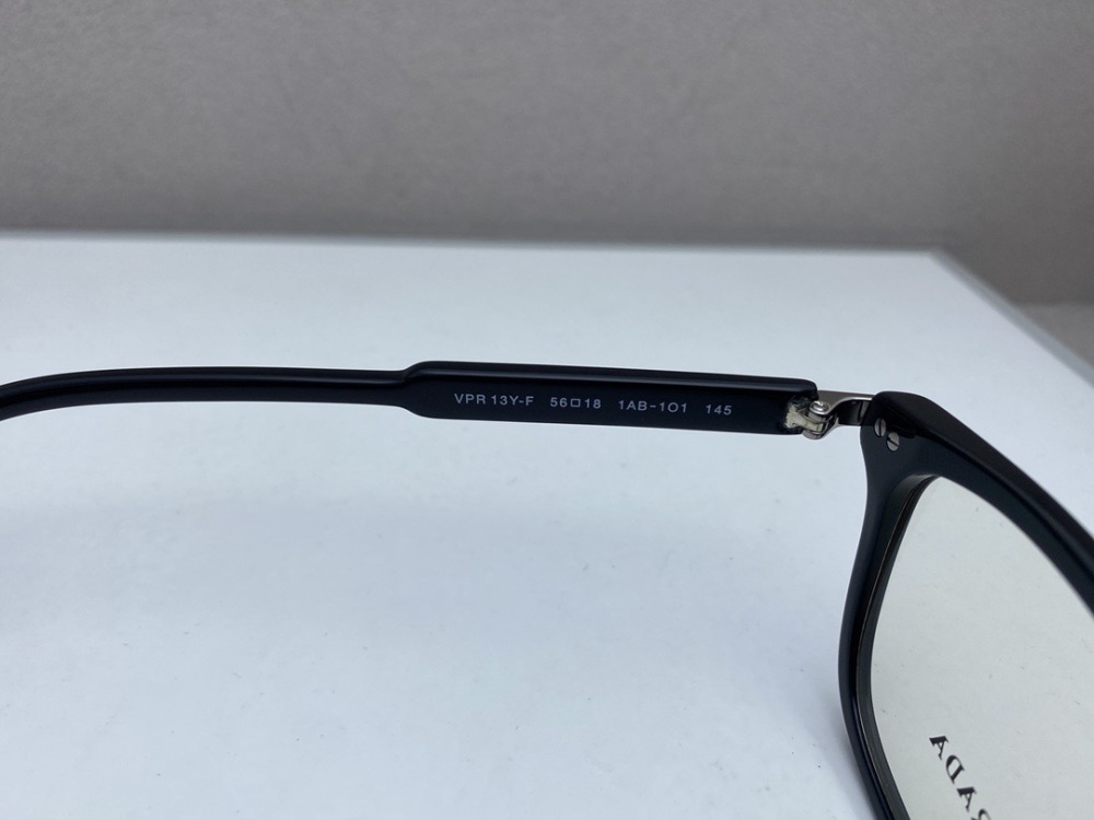 PRADA GLASSES