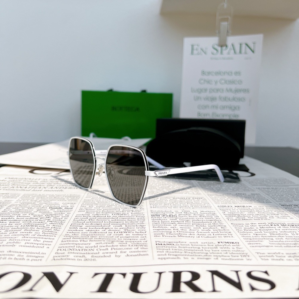 PRADA SUNGLASSES