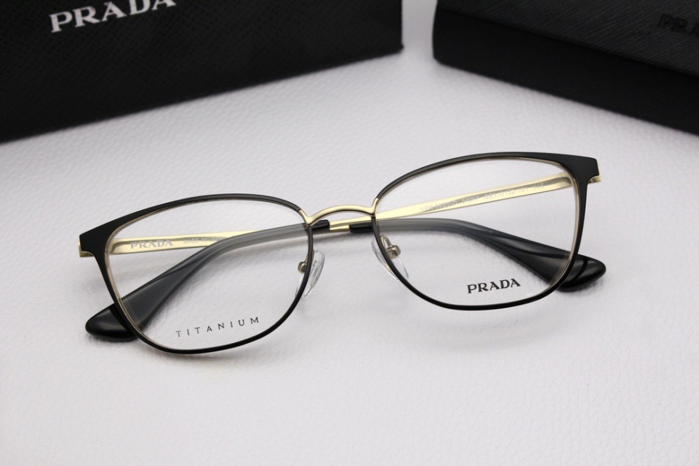 PRADA GLASSES