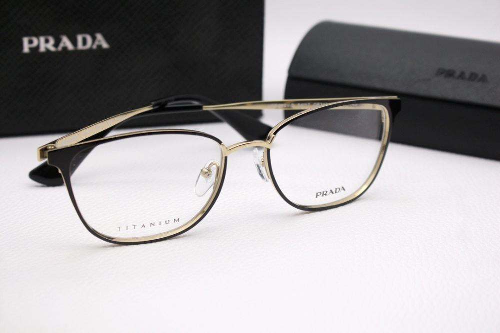 PRADA GLASSES