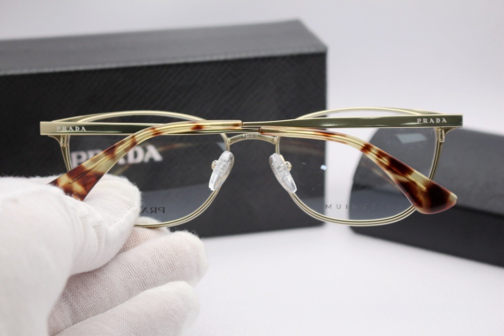 PRADA GLASSES