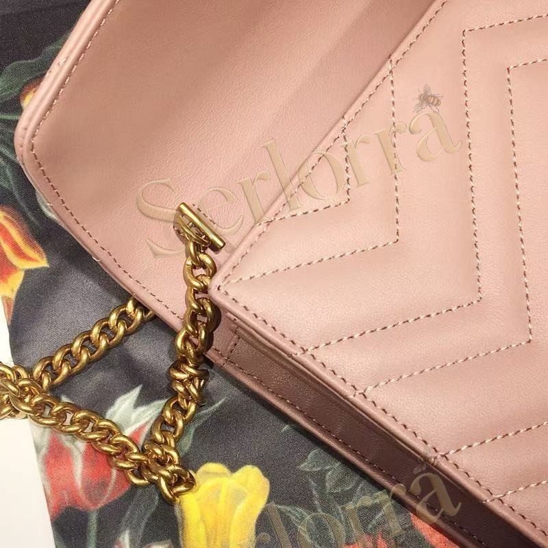 GUCCI GG MARMONT SUPER MINI BAG