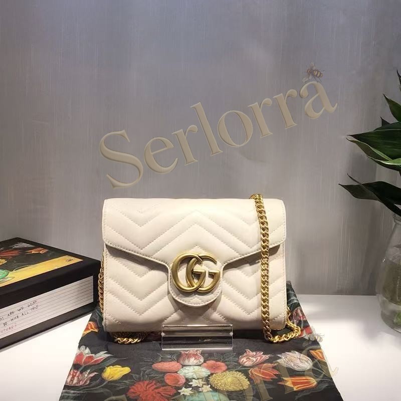 GUCCI GG MARMONT SUPER MINI BAG