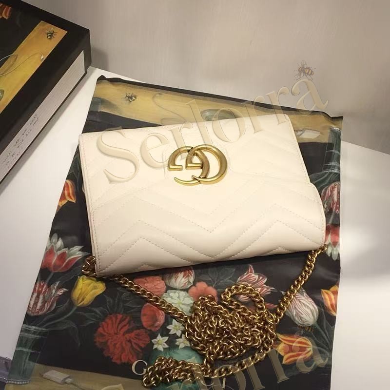 GUCCI GG MARMONT SUPER MINI BAG