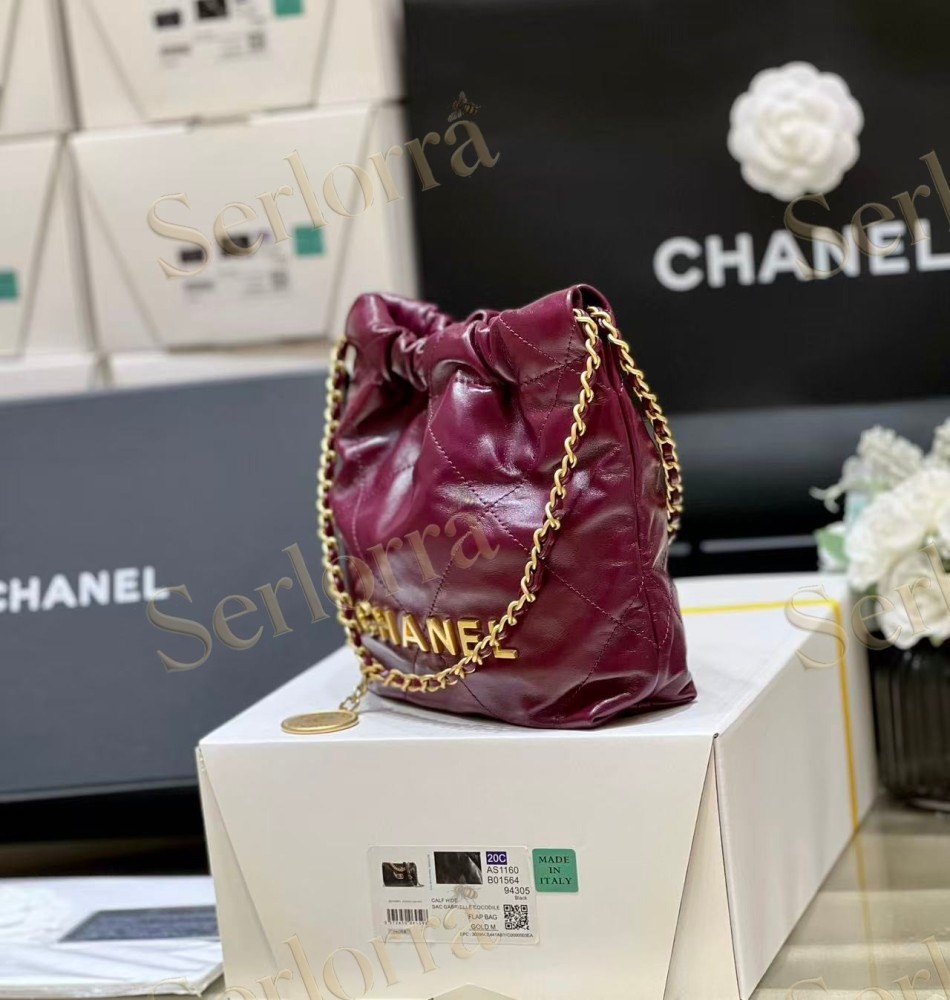 CHANEL MASTER 22 MINI ONDA VERDE CALFSKIN HANDBAG