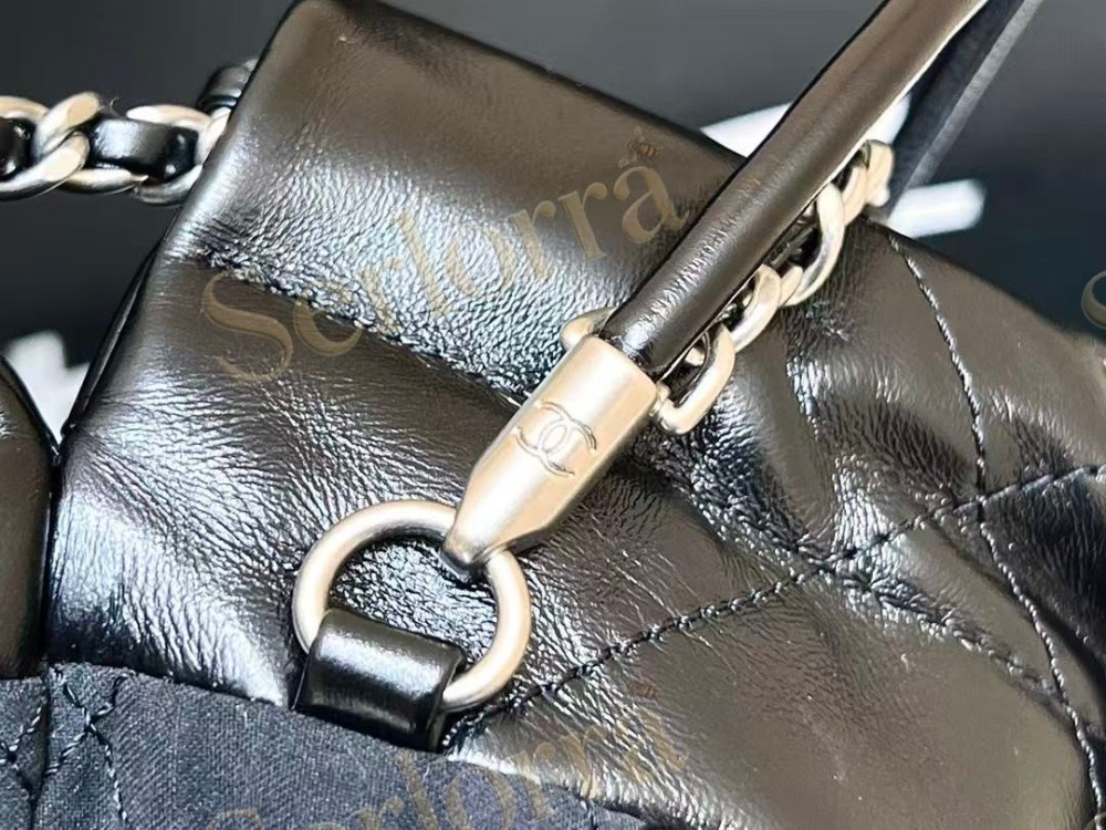 CHANEL MASTER 22 MINI ONDA VERDE CALFSKIN HANDBAG