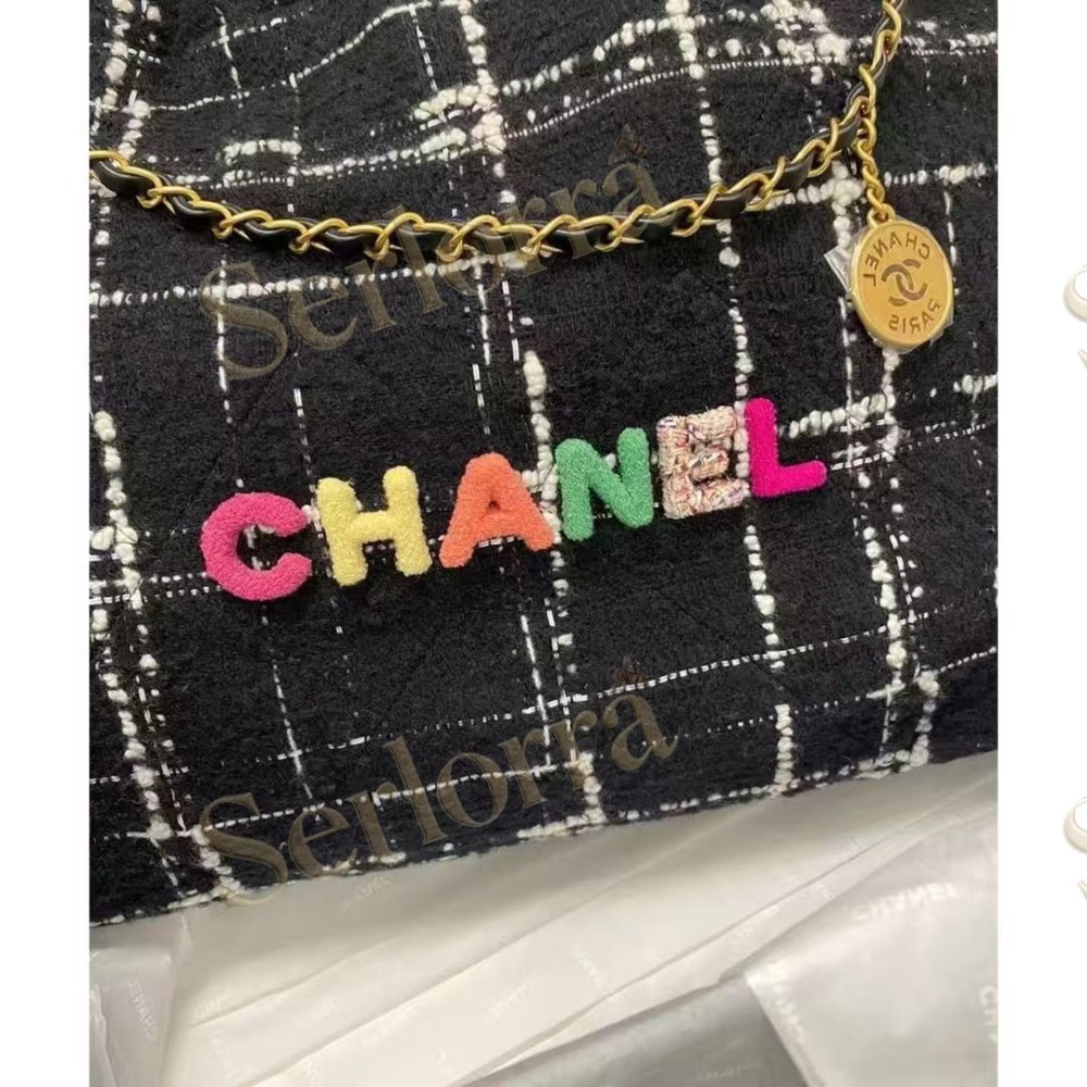 CHANEL MASTER 22 MEDIUM TWEED HANDBAG