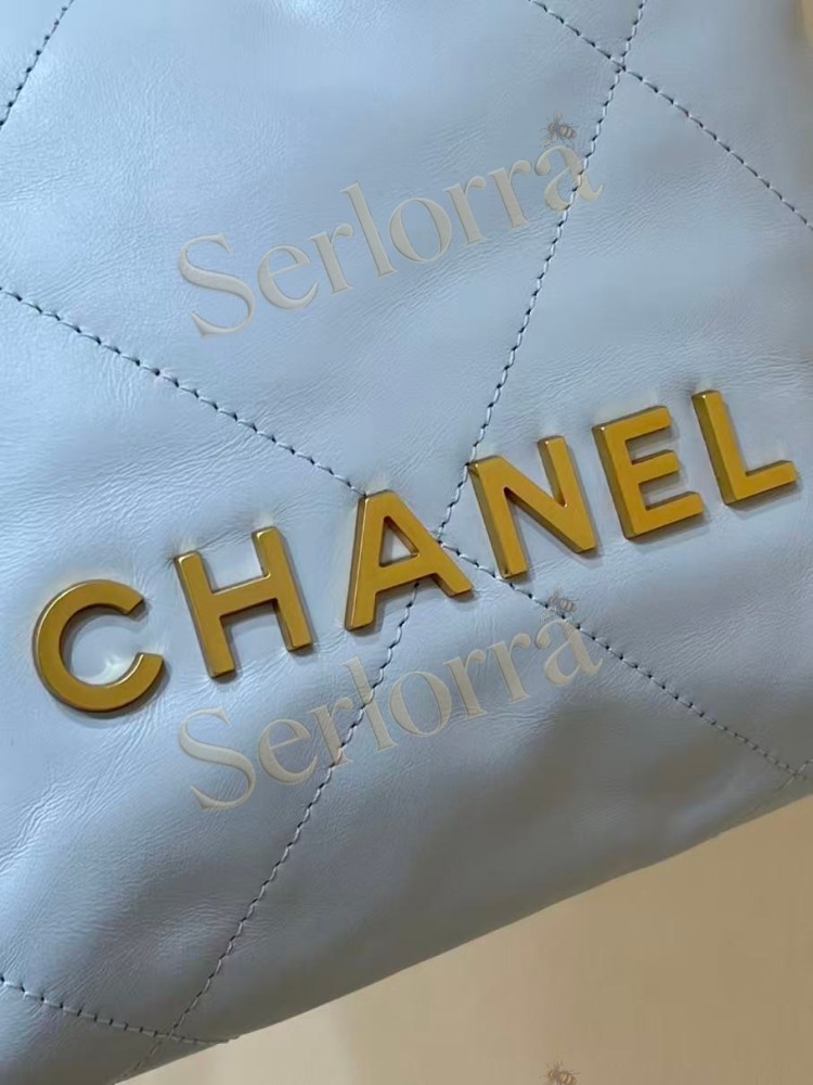 CHANEL MASTER 22 MINI ONDA VERDE CALFSKIN HANDBAG