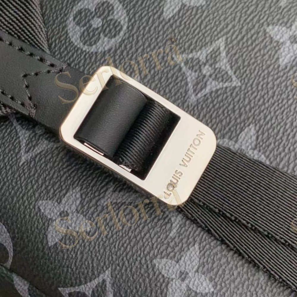 LOUIS VUITTON DISCOVERY SLIM BACKPACK