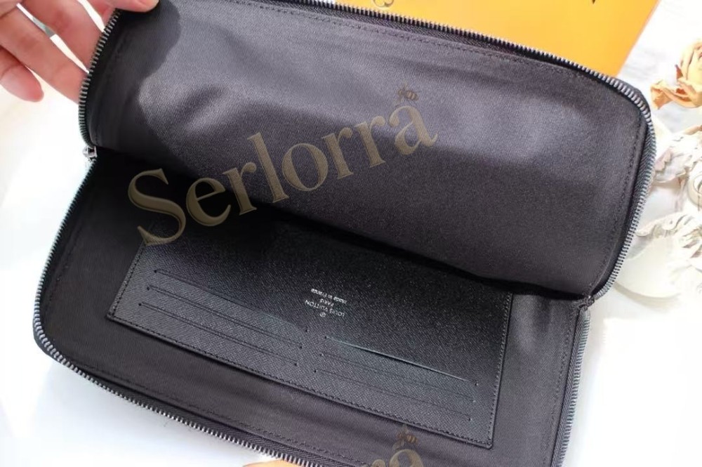 LOUIS VUITTON TAKEOFF POUCH