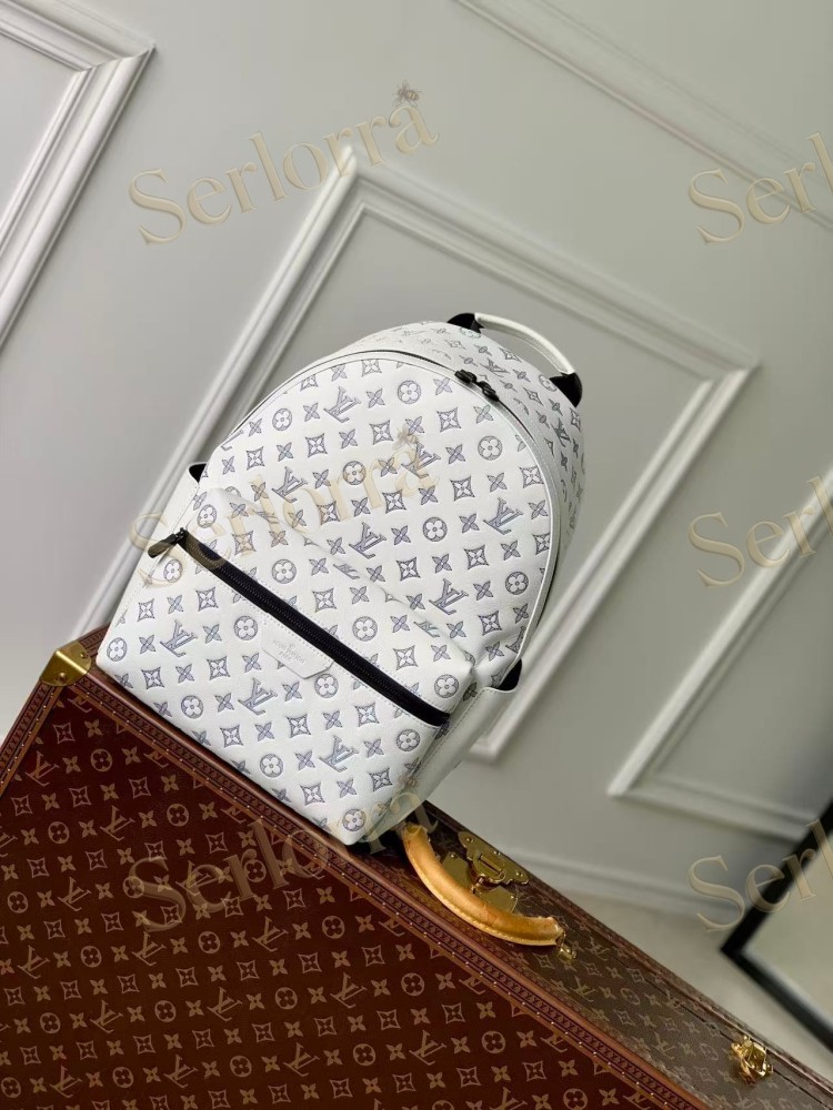 LOUIS VUITTON DISCOVERY BACKPACK