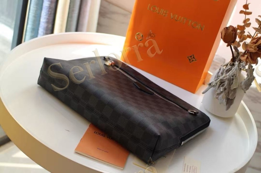 LOUIS VUITTON TAKEOFF POUCH