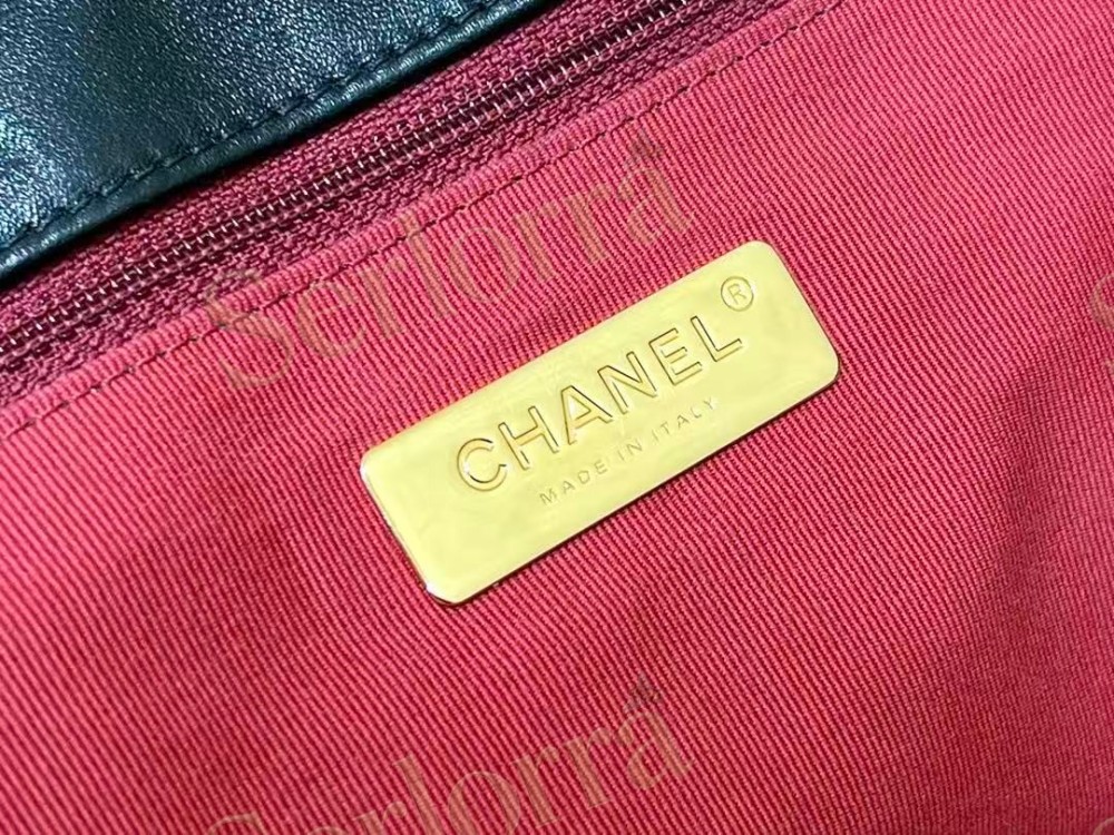 CHANEL MASTER GOATSKIN QUILTED 19 BAG SHOPPING BAG BLACK