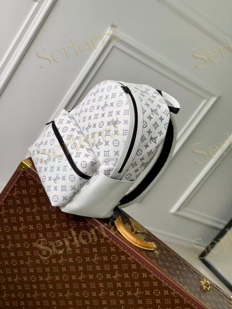 LOUIS VUITTON DISCOVERY BACKPACK