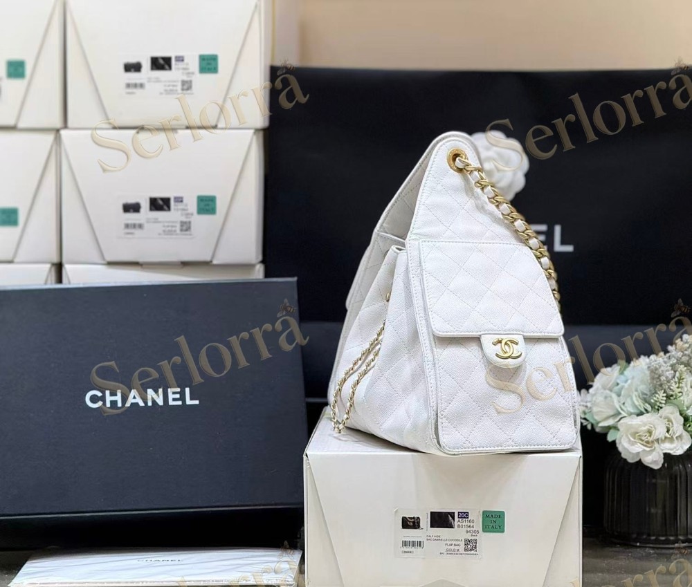 CHANEL MASTER 25 SMALL HAAS GRAINED CALFSKIN HANDBAG